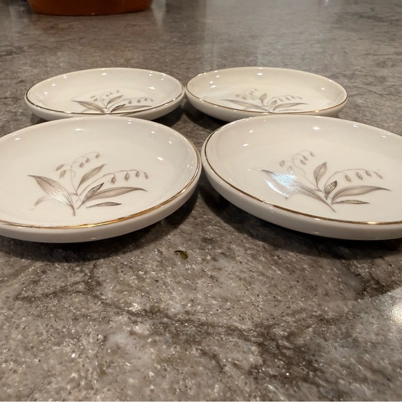 Set of 4 Vintage Kaysons Golden Rhapsody Fine China Butter Pats! 22K gold rim. - Picture 5 of 8